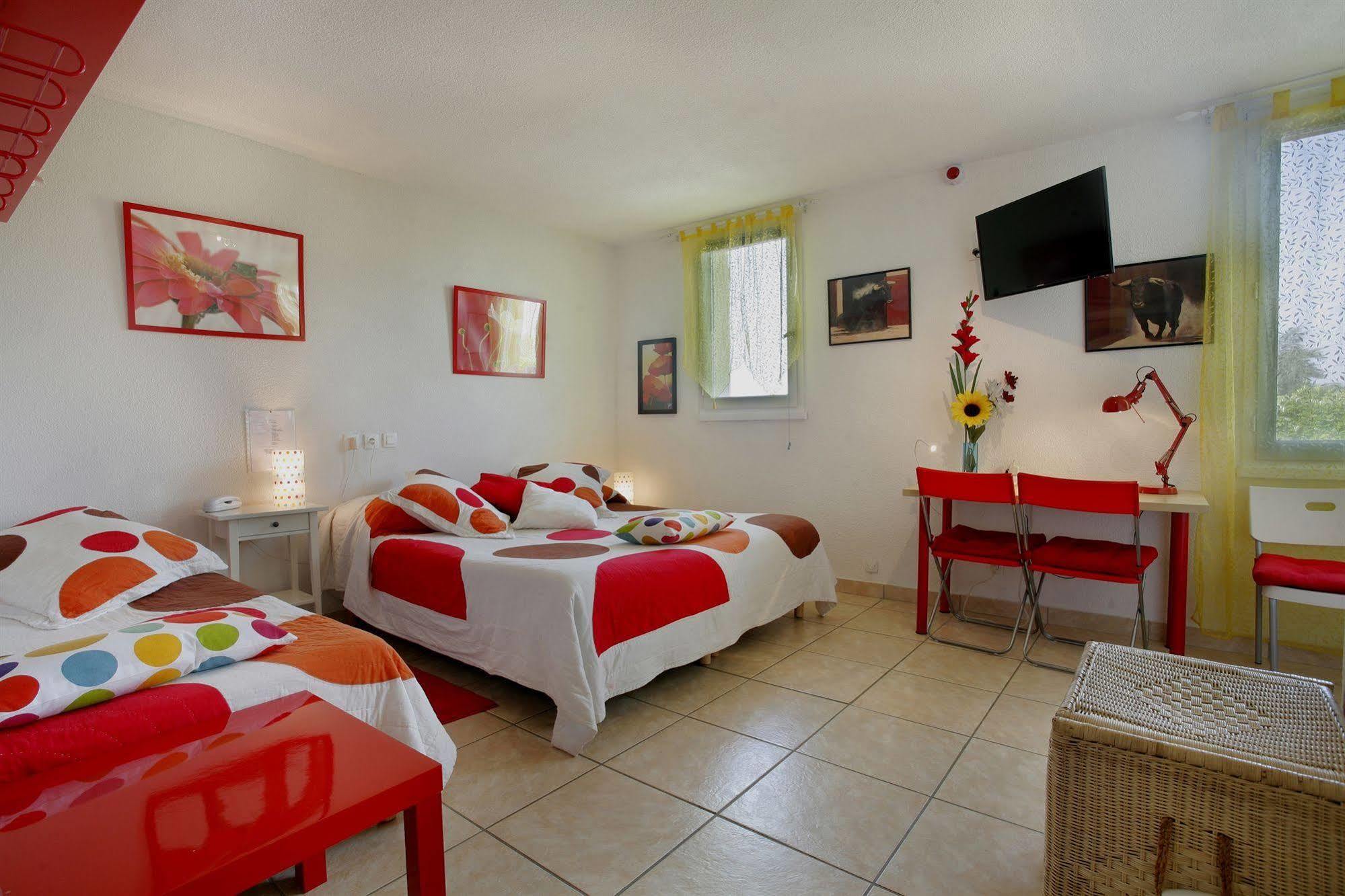 Logis Hotel Corintel Bordeaux Est Tresses ภายนอก รูปภาพ