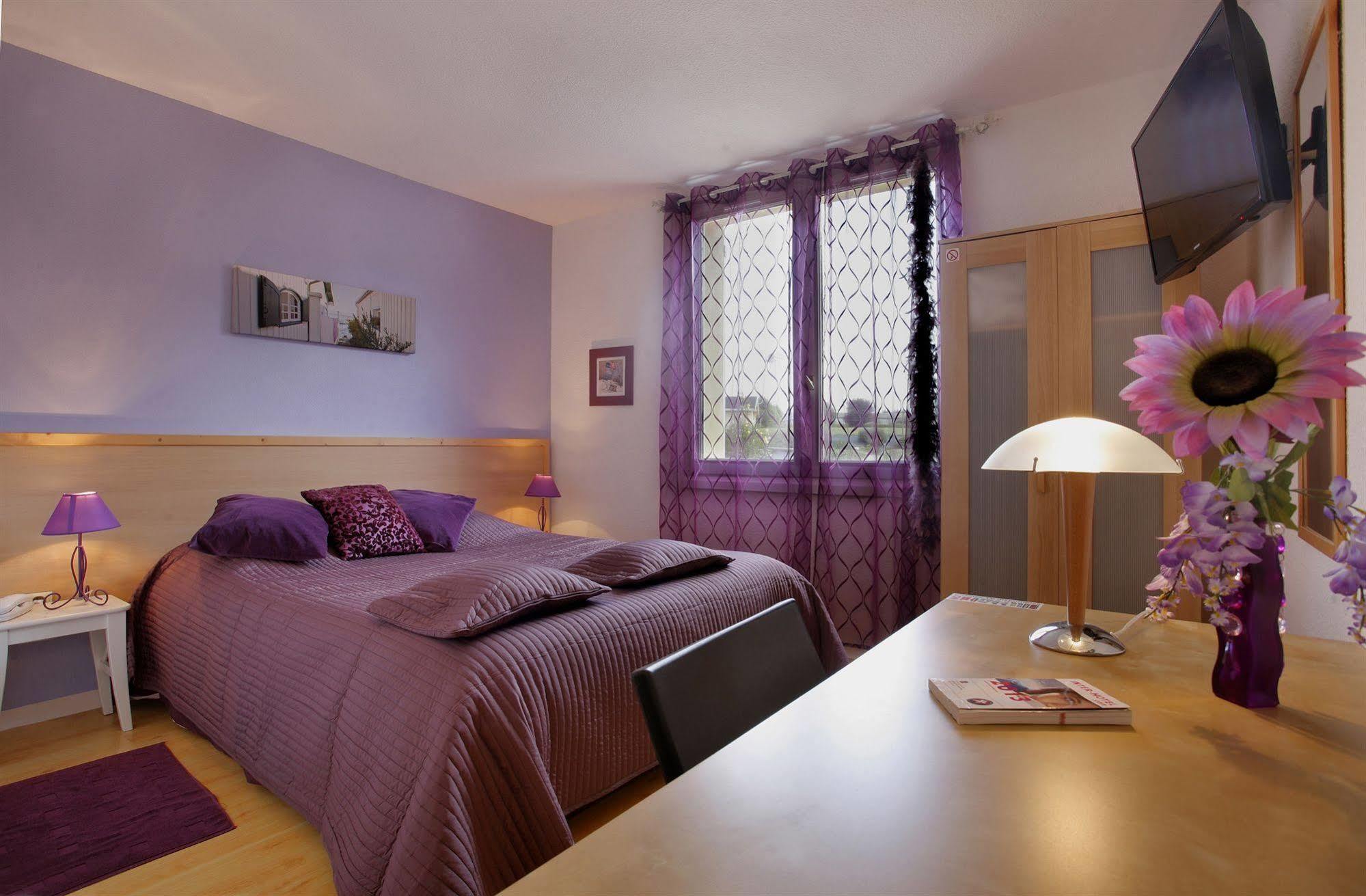 Logis Hotel Corintel Bordeaux Est Tresses ภายนอก รูปภาพ