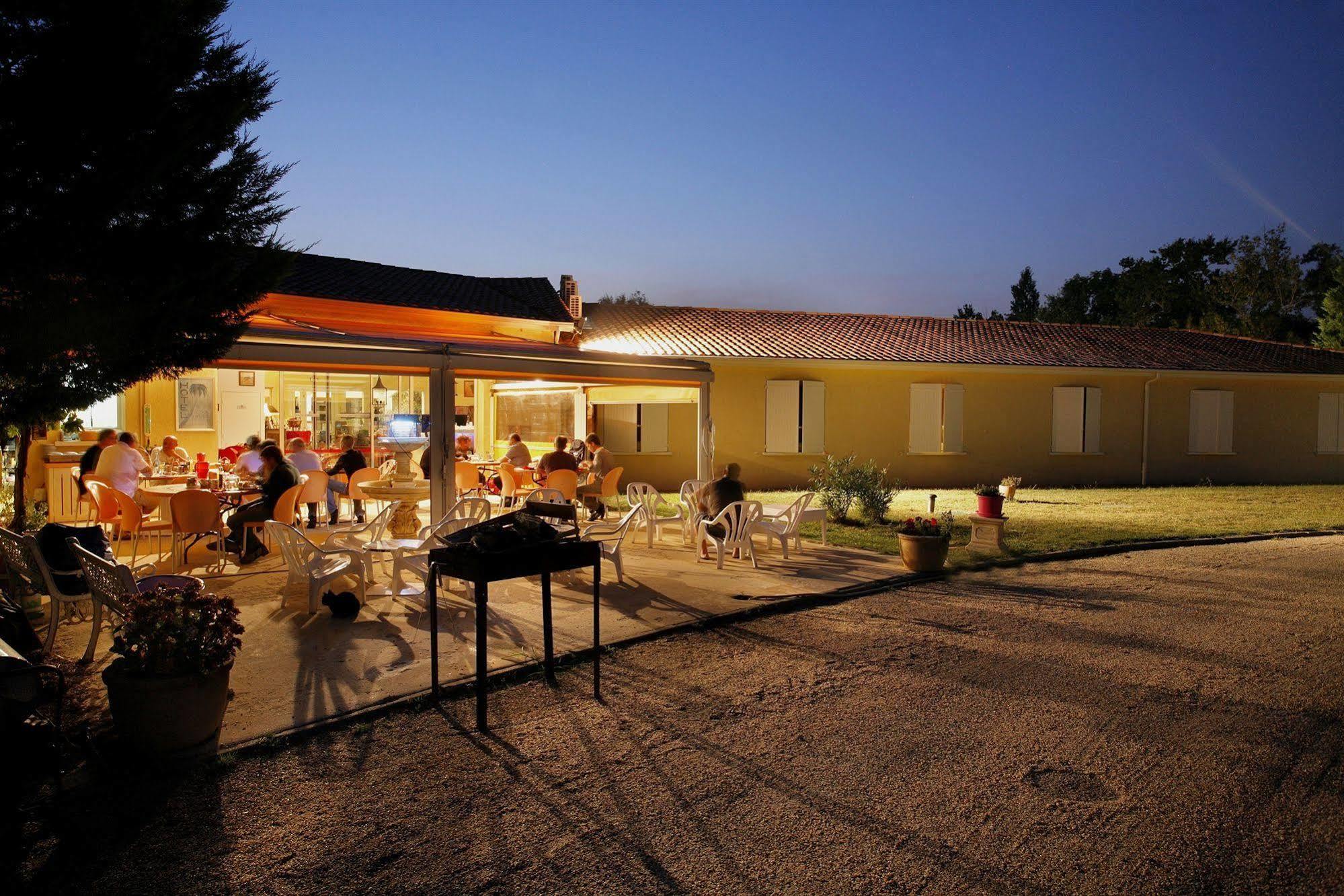 Logis Hotel Corintel Bordeaux Est Tresses ภายนอก รูปภาพ